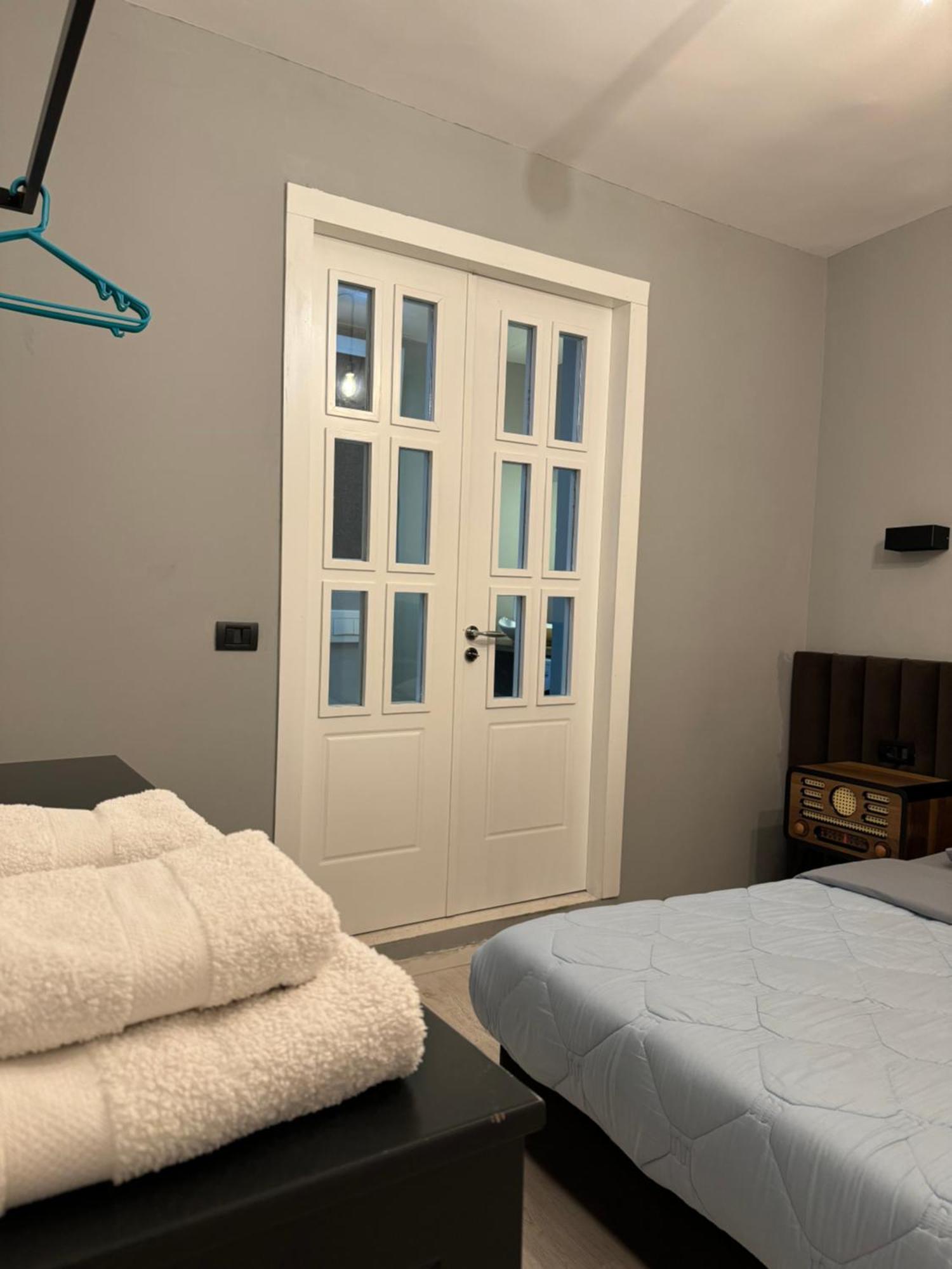 Nikki Apartments 3 Тирана Екстер'єр фото
